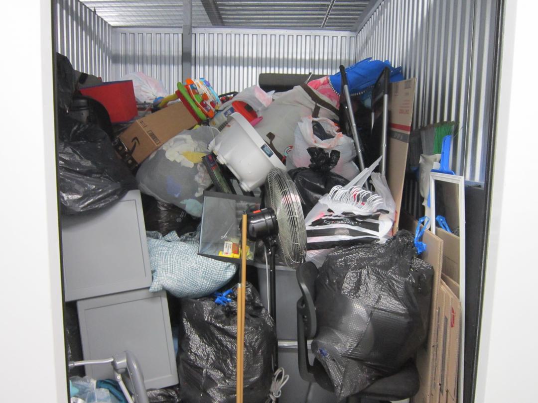 Storage Unit Auction in McCook, IL at Safeguard Self Storage McCook